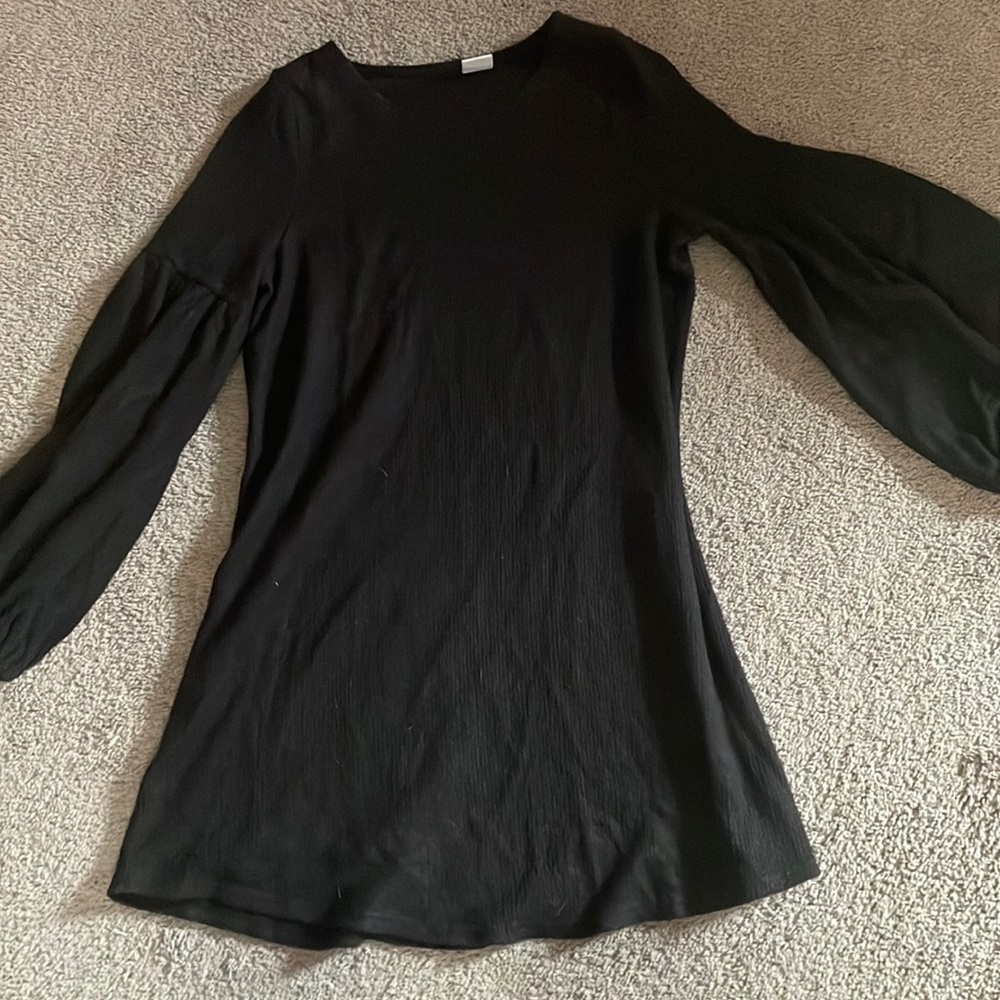 Sweater dress perfect with tight or leggings